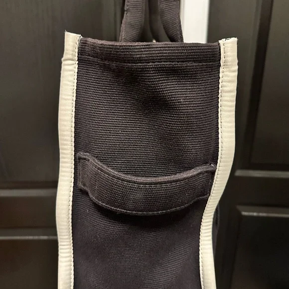 Marc Jacobs Black Tote Bag - Picture 5 of 11